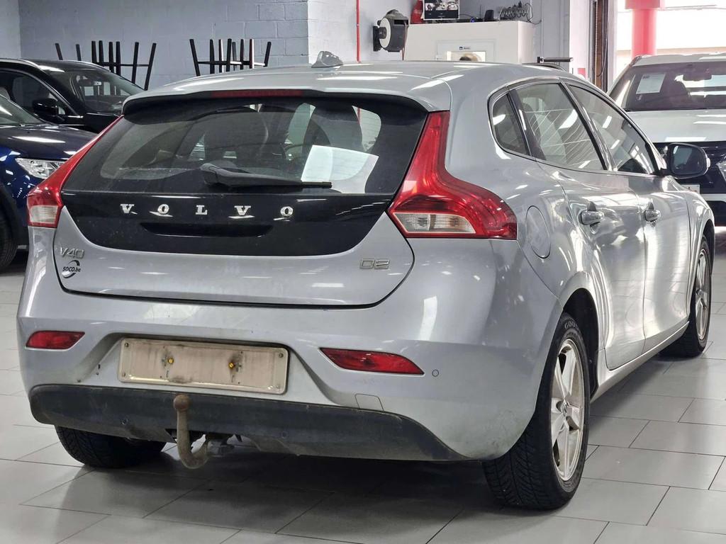Volvo V40 2.0 D2 ( POUR MARCHAND OU EXPORT ), Autos, Volvo, Argent ou Gris, Achat, Euro 6, Entreprise