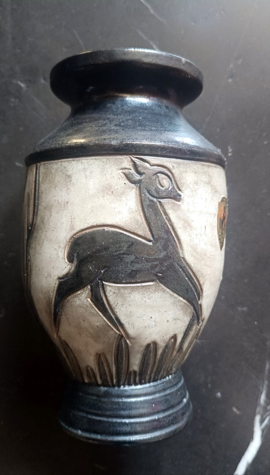 Vase art déco Dubois, Enlèvement