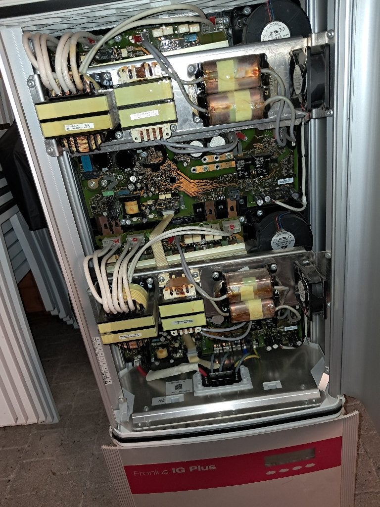 Omvormer Fronius type IG Plus 70-2, Doe-het-zelf en Bouw, Zonnepanelen en Toebehoren, Ophalen, Gebruikt, Compleet systeem