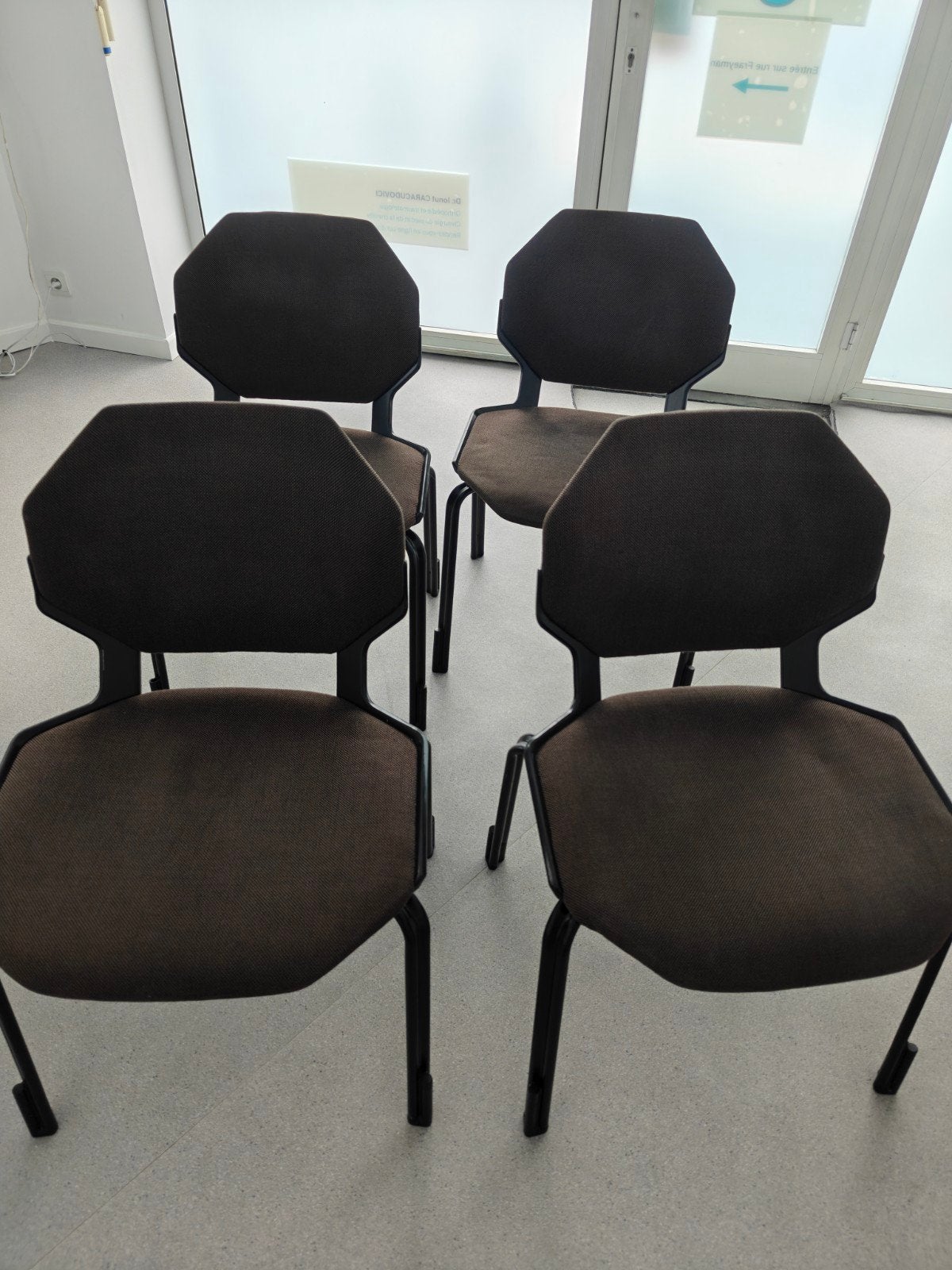 Set van 4 stoelen in metaal en textiel, Huis en Inrichting, Stoelen, Ophalen, Metaal