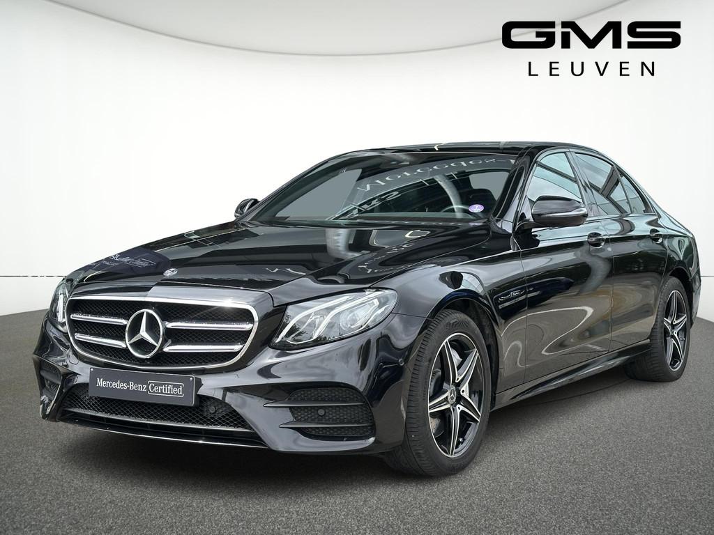 Mercedes-Benz E-klasse E 300 de Berline AMG Line, Auto's, Mercedes-Benz, Automaat, Zwart, 4 cilinders, Zwart