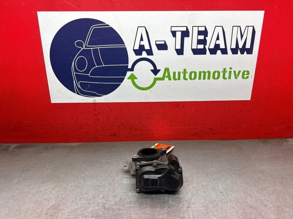 BOITIER PAPILLON Opel Corsa E (01-2014/06-2019) (|55581772|), Opel, Opel Automobile GmbH, Utilisé, Kontakt-opel@opel.com