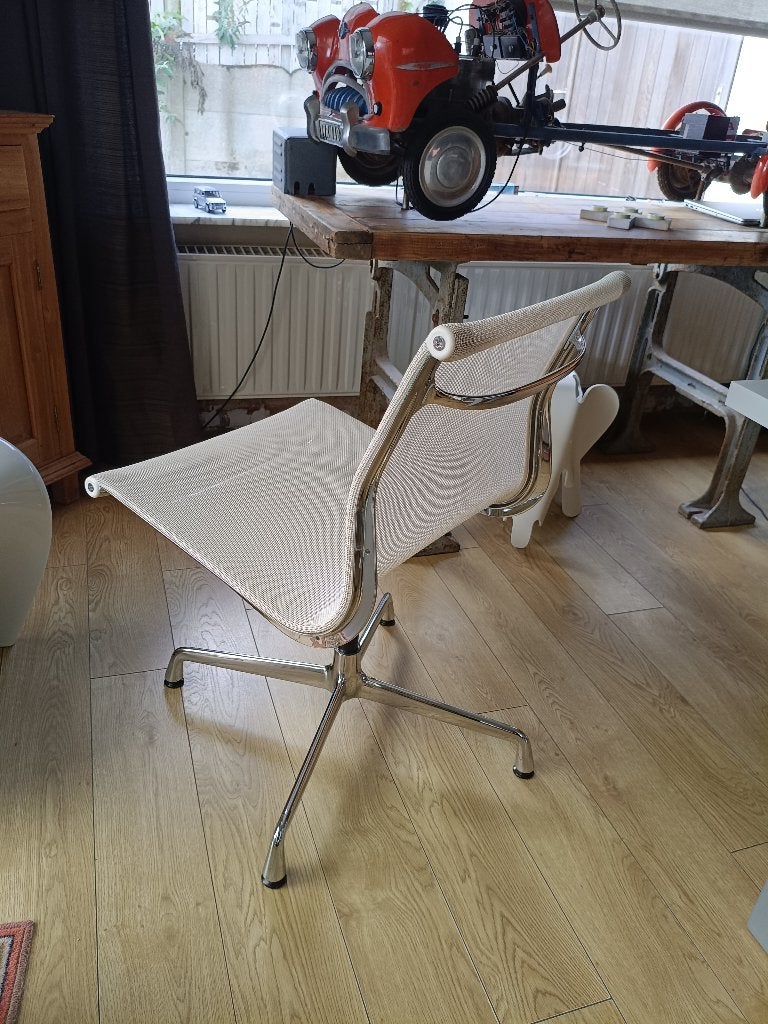 Draaistoelen Vitra EA106, Ophalen, Huis en Inrichting