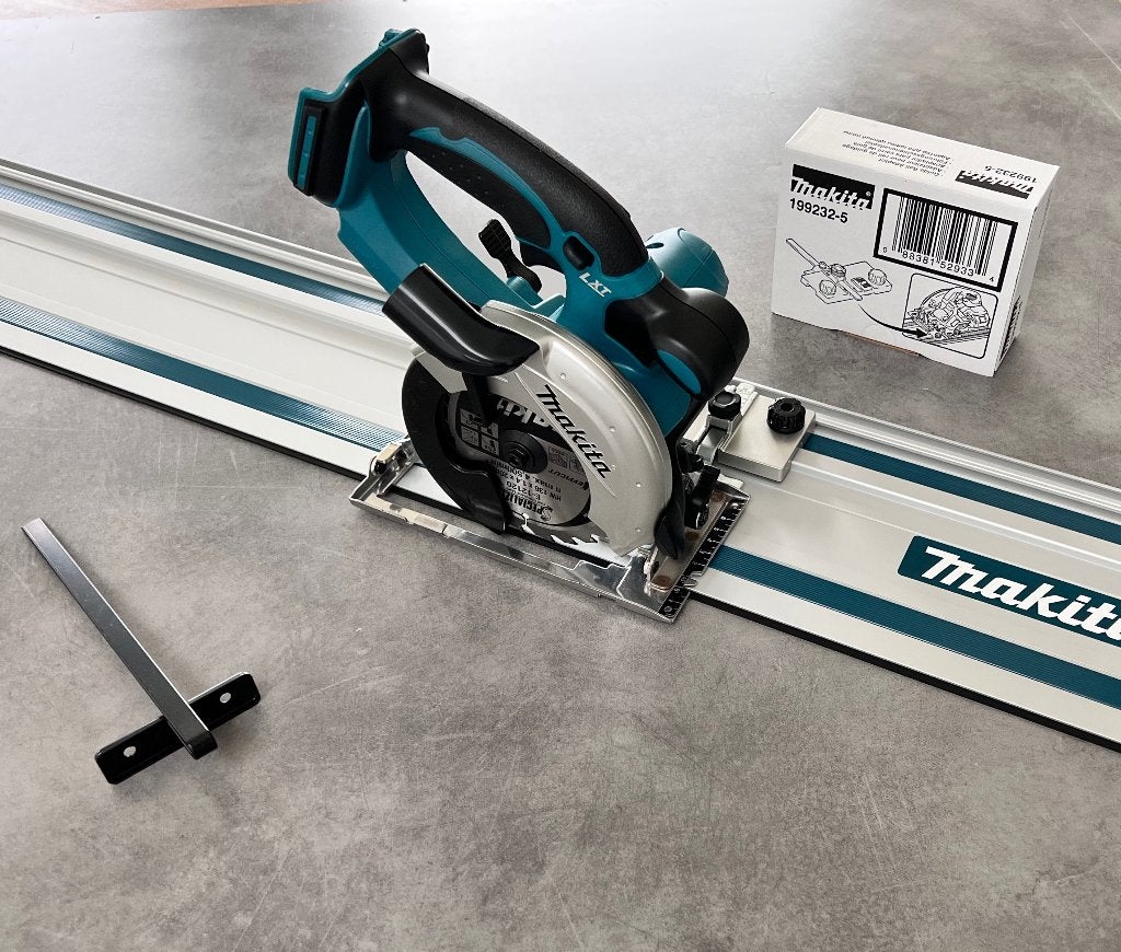 MAKITA 18V ACCU INVALZAAG +GELEIDER +ADAPTER LXT CIRKELZAAG, Doe-het-zelf en Bouw, Gereedschap | Zaagmachines, Decoupeerzaag, Nieuw