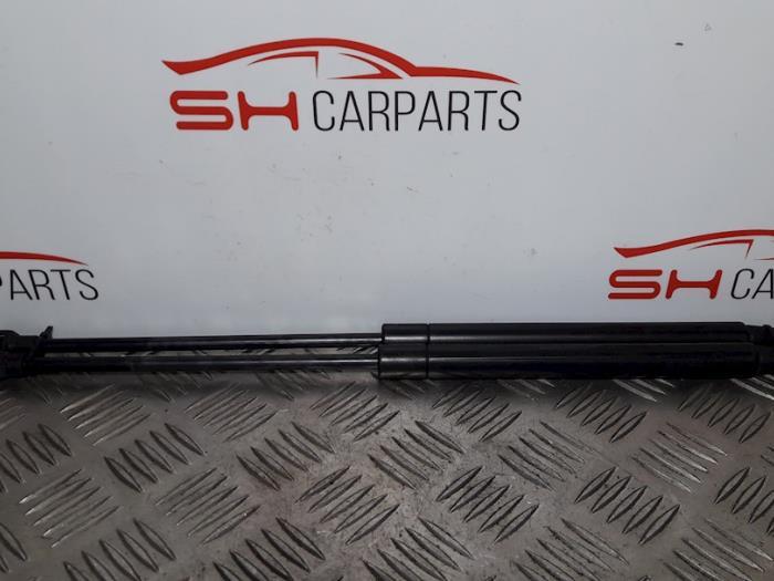 Set Gasdempers Achterklep van een Ford KA, Auto-onderdelen, Gebruikt, -, -, Ophalen of Verzenden