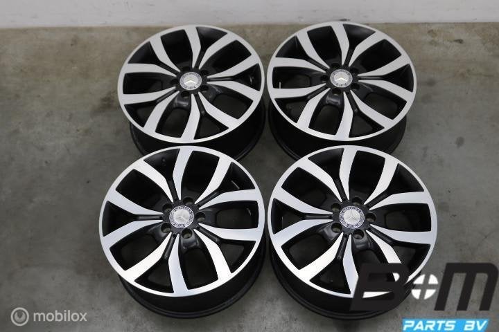 NIEUWSTAAT 18 inch velgen Mercedes A-Klasse W176 A2464012102, Auto-onderdelen, 18 inch, Gebruikt, Velg(en), Personenwagen