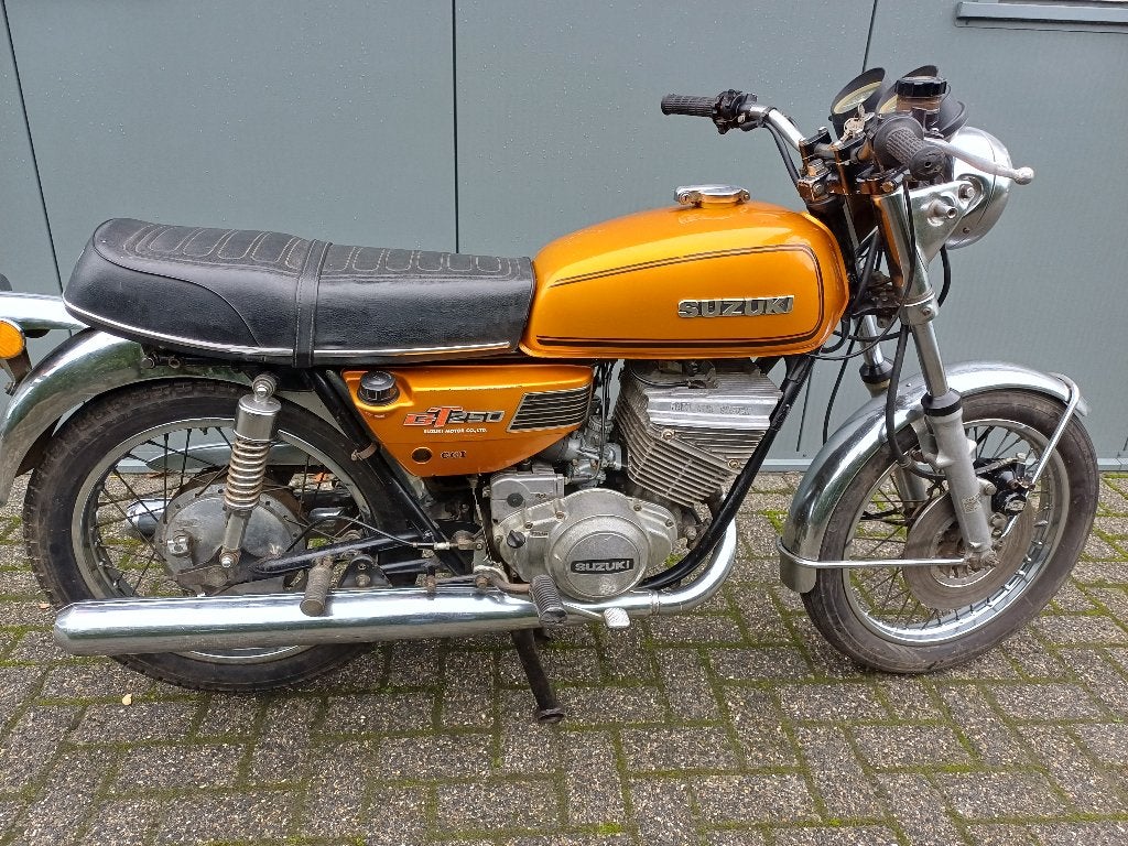 Suzuki Gt 250 Ram-air oldtimer tweetakt baan moto, 250 cc, 2 cilinders, Gebruikt, Meer dan 35 kW