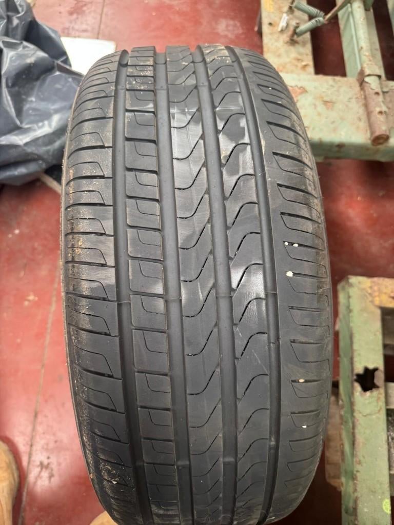 Banden Pirelli Scorpion 235/45R20 4 stuks, Ophalen, Gebruikt, 235 mm, Band(en)