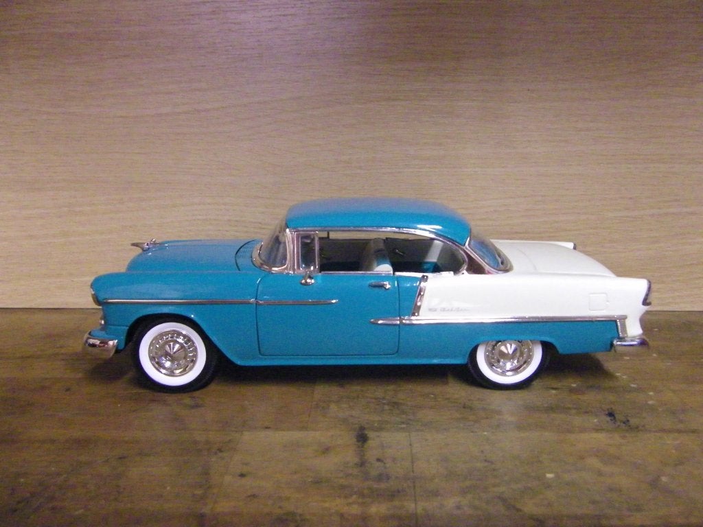 1:18 Ertl American Muscle 1955 Chevy Bel Air Hardtop coupe, Enlèvement ou Envoi, Utilisé, Voiture, ERTL