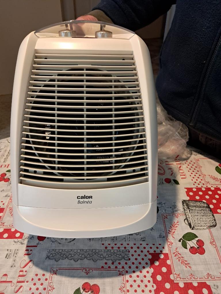 Elektrische kachel (warme/ koude lucht) – van Calor, Doe-het-zelf en Bouw, Ophalen, 30 tot 80 cm, Overige typen, Nieuw