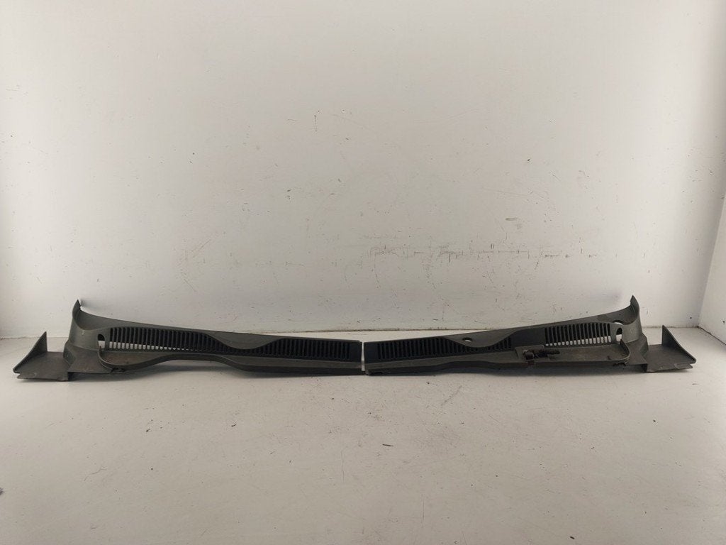 BAIE DE PARE BRISE Volkswagen Golf Sportsvan (AUVS), Volkswagen, Volkswagen AG, Utilisé, Kundenbetreuung@volkswagen.de