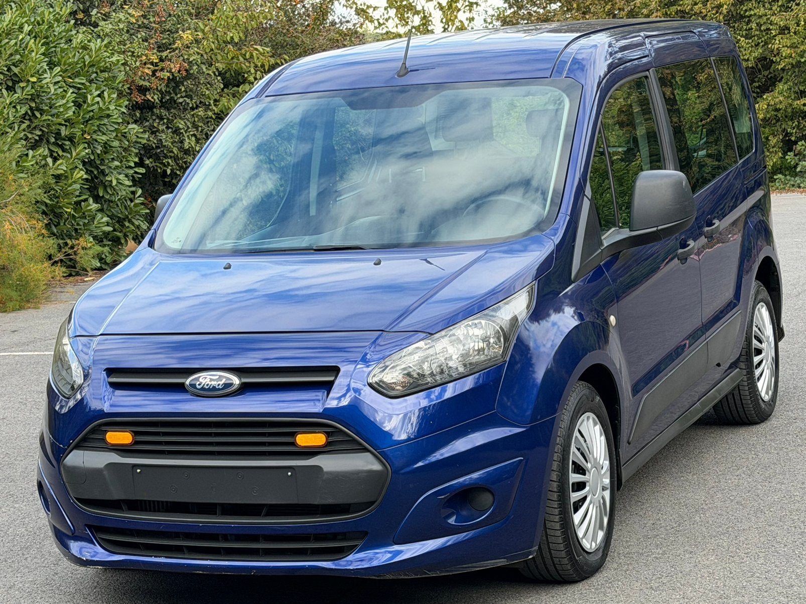Ford Tourneo Connect 1.0 Benzine/Airco - 80.000 km, Auto's, Euro 5, https://public.car-pass.be/vhr/498f4536-2ad1-406d-a2ac-f33a532b189a