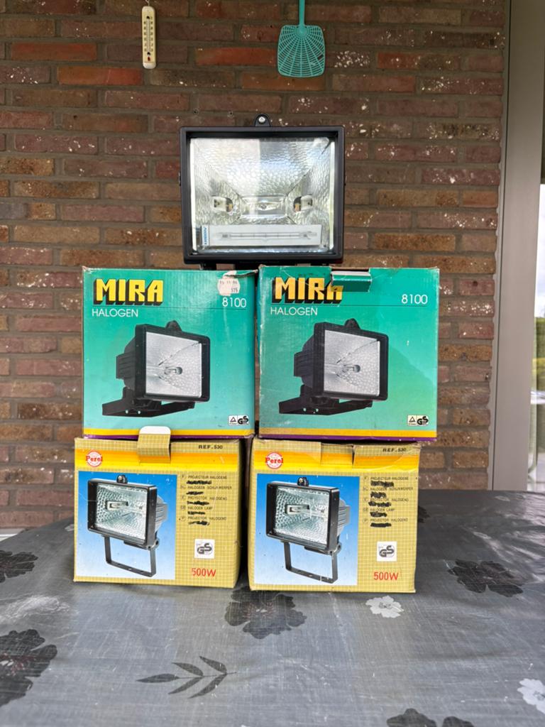 Verstraler 500 watt 4 stuks prijs per stuk, Doe-het-zelf en Bouw, Ophalen, Gebruikt