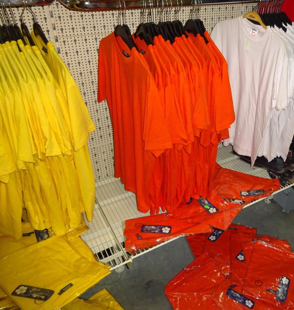NIEUW Partij van 1000 stuks Dikke Kwaliteit T-Shirt 100% kat, Vêtements | Hommes, T-shirts, Neuf, Autres couleurs, Enlèvement ou Envoi