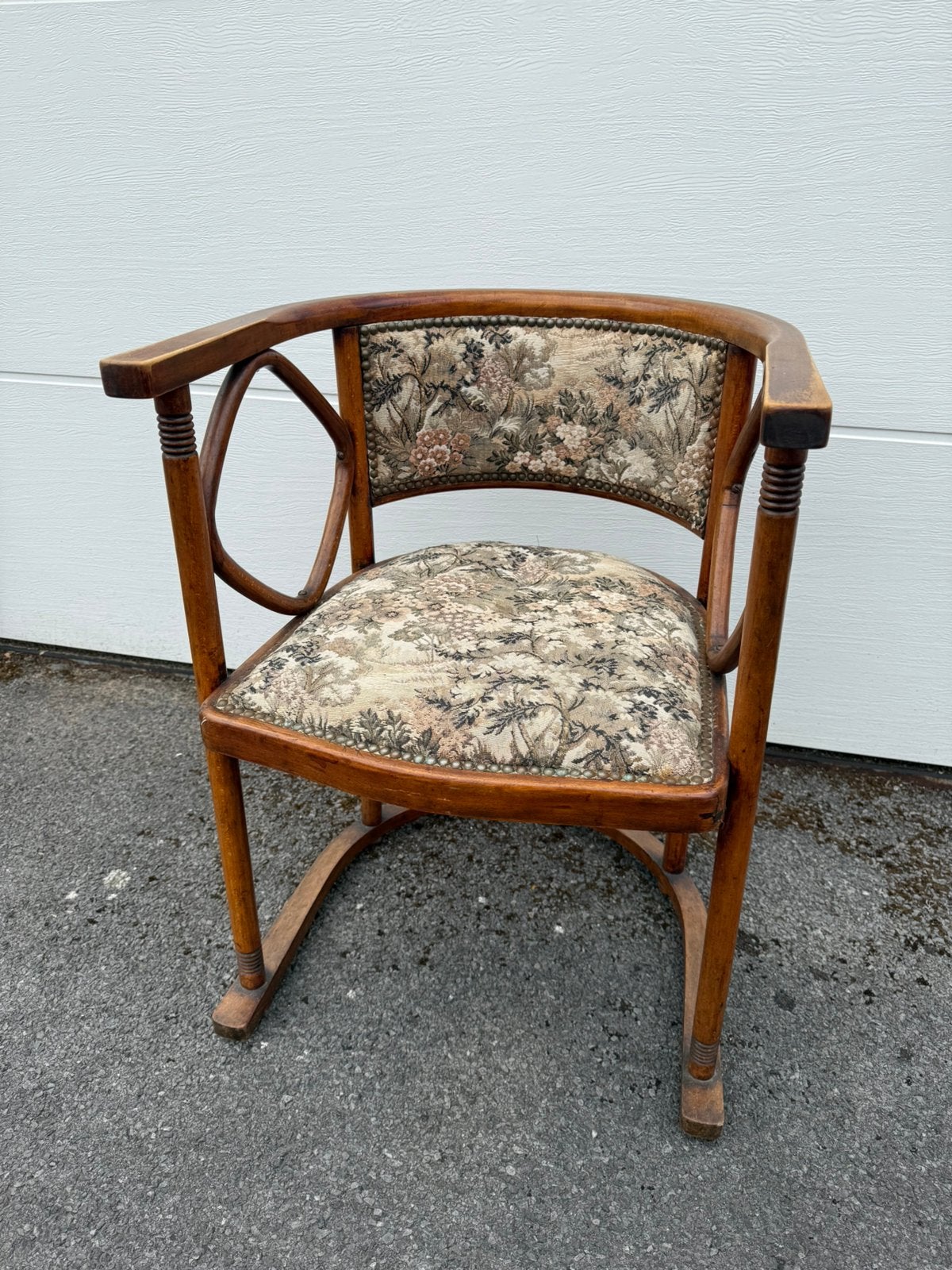 Antieke zetel, Ophalen