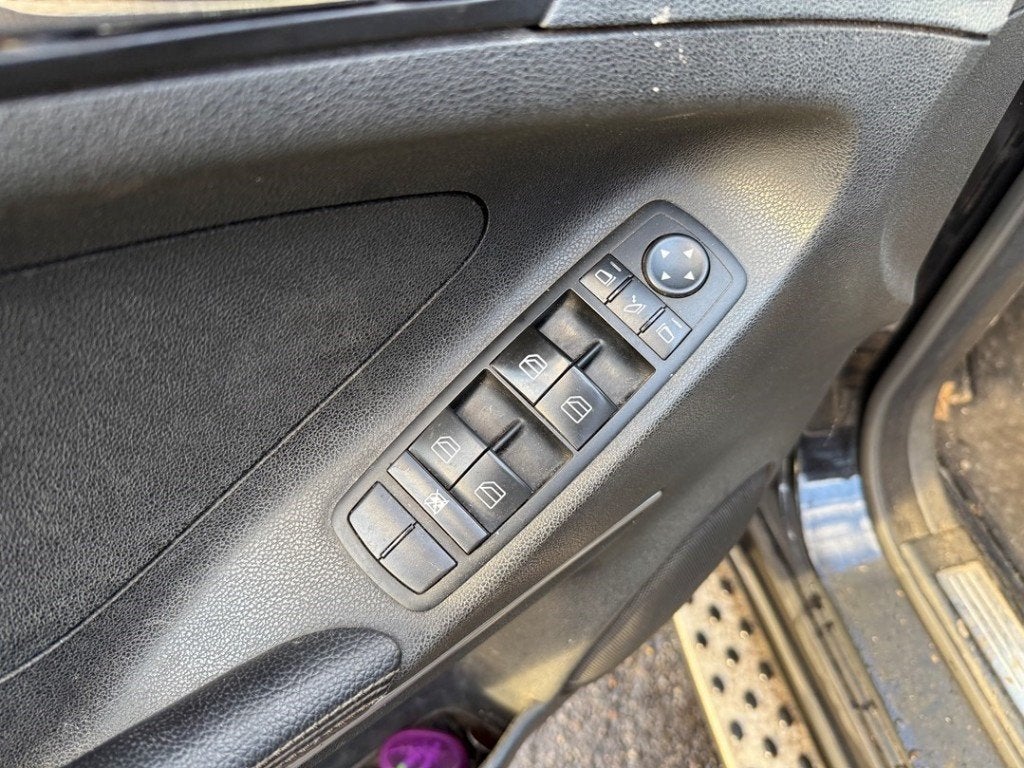 RAAMSCHAKELAAR Mercedes-Benz ML II (164 / 4JG), Gebruikt, Mercedes-Benz, Dialog.mb@mercedes-benz.com, Mercedes-Benz AG