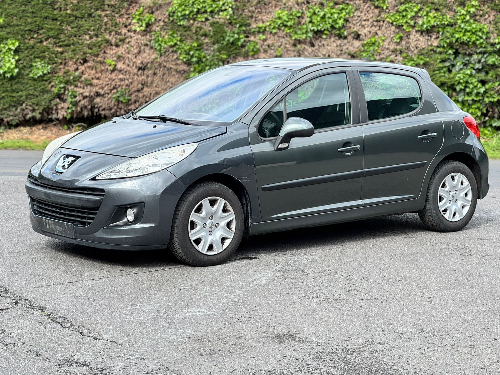 Peugeot 207 1.4i 130.000 DKM, Auto's, Voorwielaandrijving, Stof, Zwart, Bedrijf