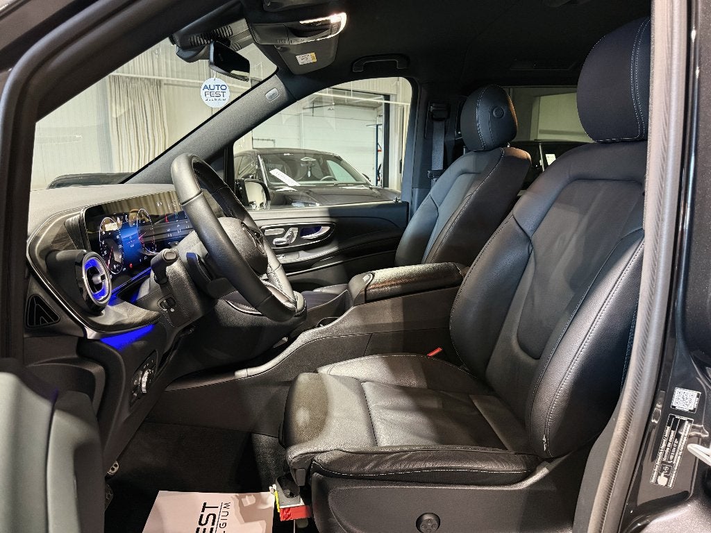 Mercedes-Benz V300d AMG-Line Grafiet Grijs | Lichte Vracht, Dealer onderhouden, Leder, Bedrijf, 5 deurs