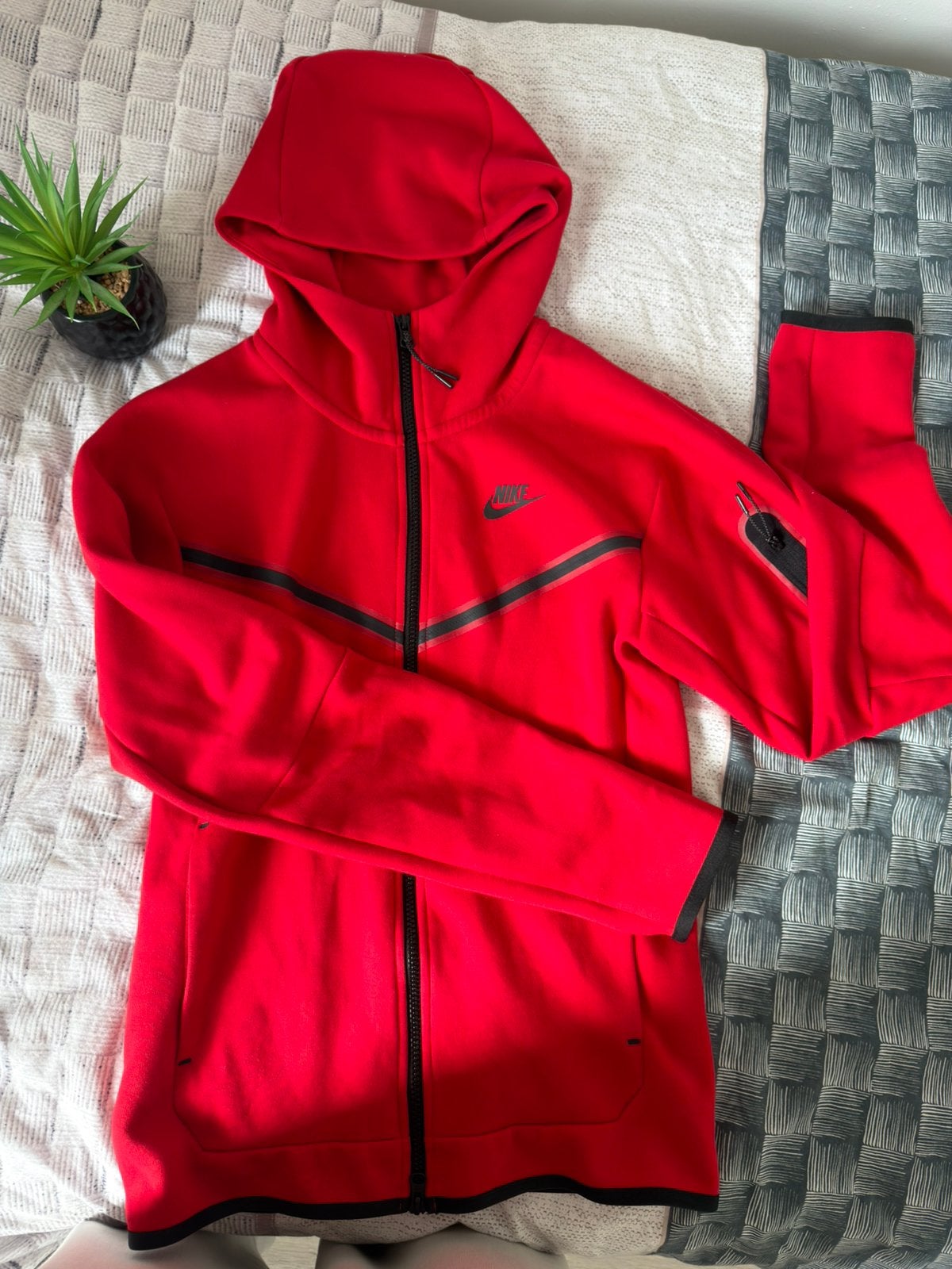 Nike tech fleece, Vêtements | Femmes, Enlèvement ou Envoi, Comme neuf