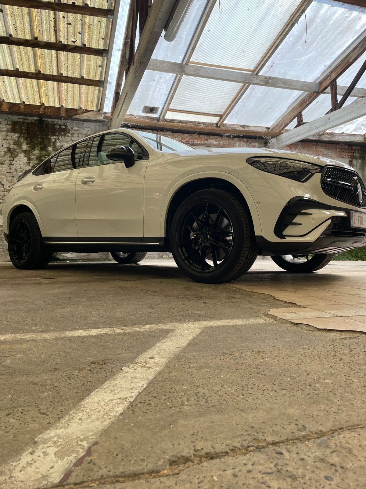 Mercedes GLC300e Coupé, Cuir, Entretenue par le concessionnaire, Noir, 5 places