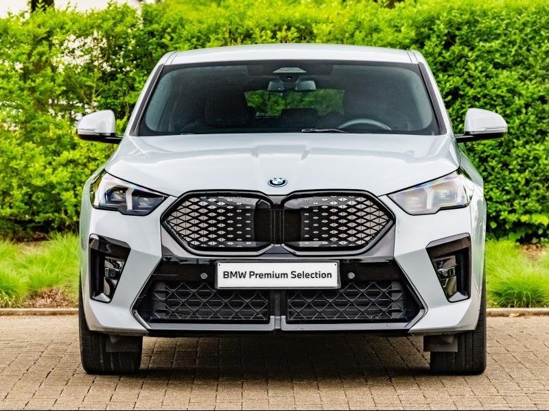 BMW X2 xDrive30 / M Sport Pro, Argent ou Gris, Euro 6, Entreprise, Electronic Stability Program (ESP)