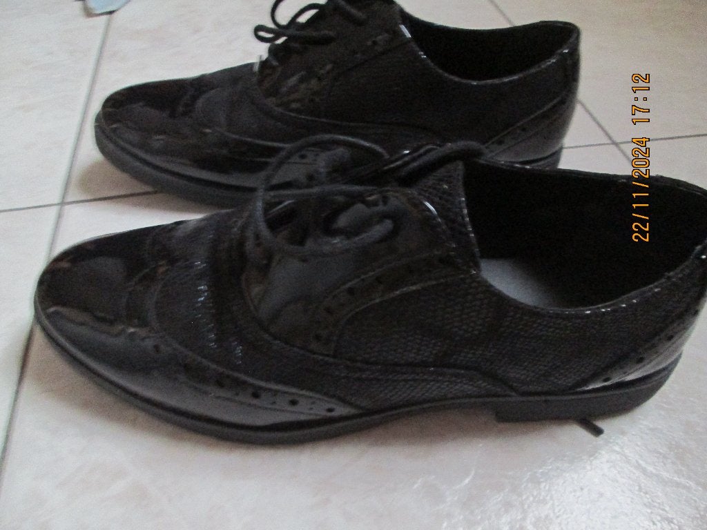 Chaussures avec lacets « Merry Scott » P : 39            ., Ophalen, Zwart, Zo goed als nieuw, Sneakers