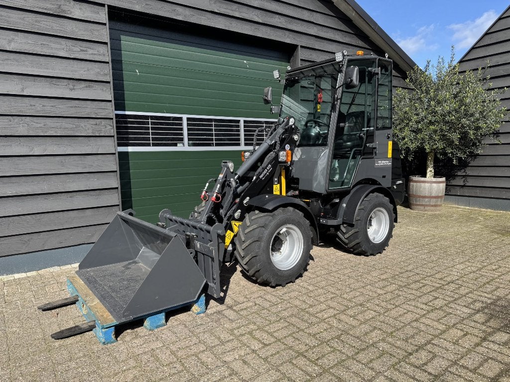 Landward/Panther W25 minishovel /miniloader demo, Ophalen