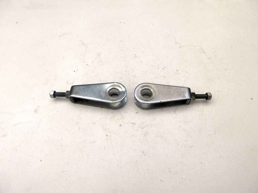 Suzuki GSX400 achterbrug ketting spanners GSX 400 E achteras, Motos, Pièces | Suzuki, Utilisé, Enlèvement ou Envoi