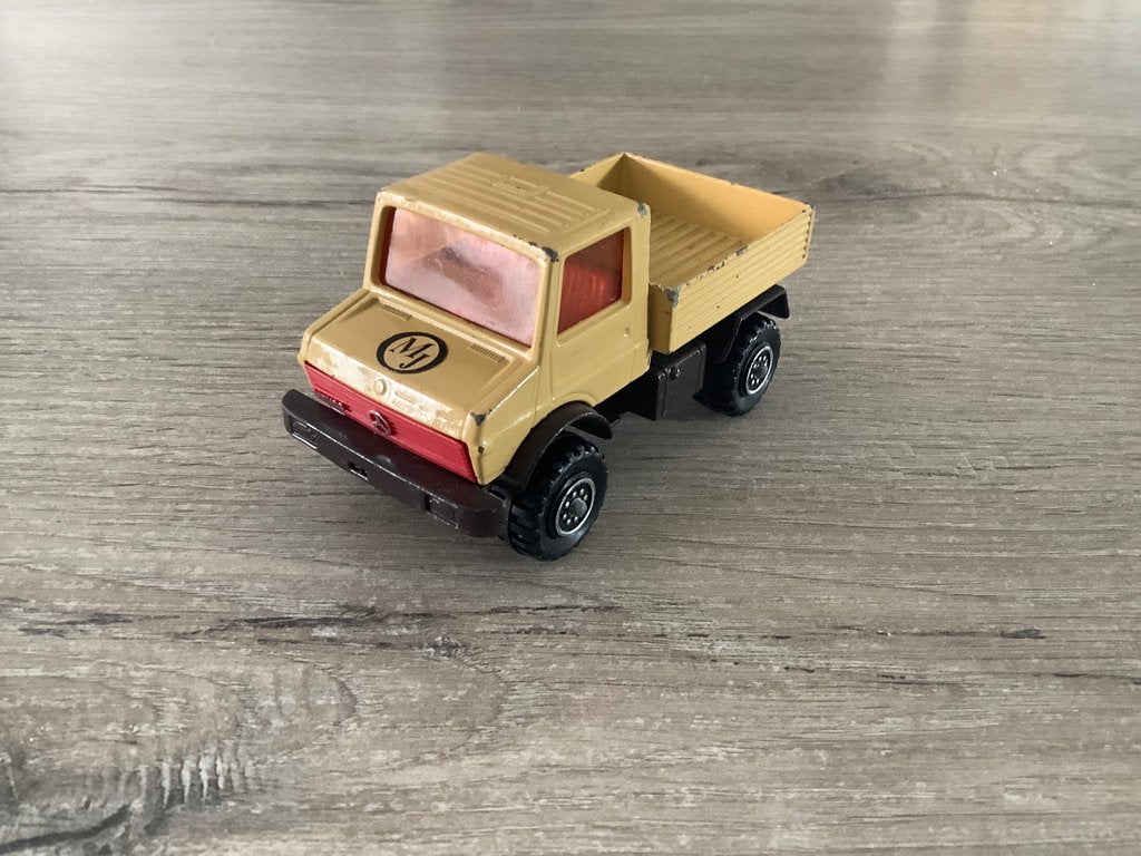 Boîte d'allumettes miniature SuperKings Unimog (1978), Hobby & Loisirs créatifs, Voitures miniatures | Échelles Autre, Enlèvement ou Envoi