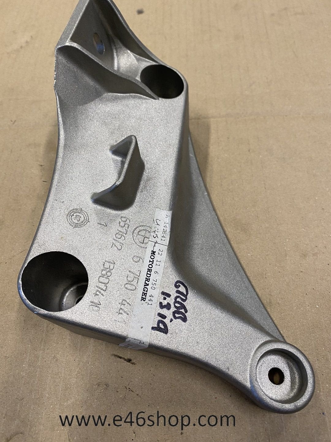 BMW E39 M57 MOTORSTEUN LINKS OE 22116750441 NW ORG BMW, Autos : Pièces & Accessoires, Moteurs & Accessoires, BMW, Neuf, Enlèvement ou Envoi
