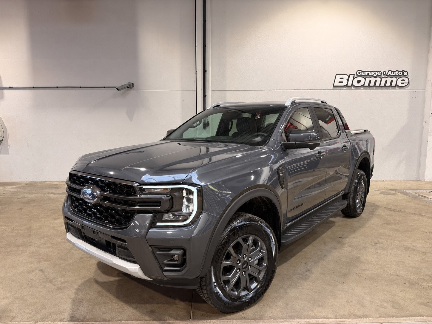 Ford Ranger 2.0 Super Cab EcoBlue Wildtrak 5Y GARANTIE ! NIE, Auto's, Automaat, Zwart, 2124 kg, Leder