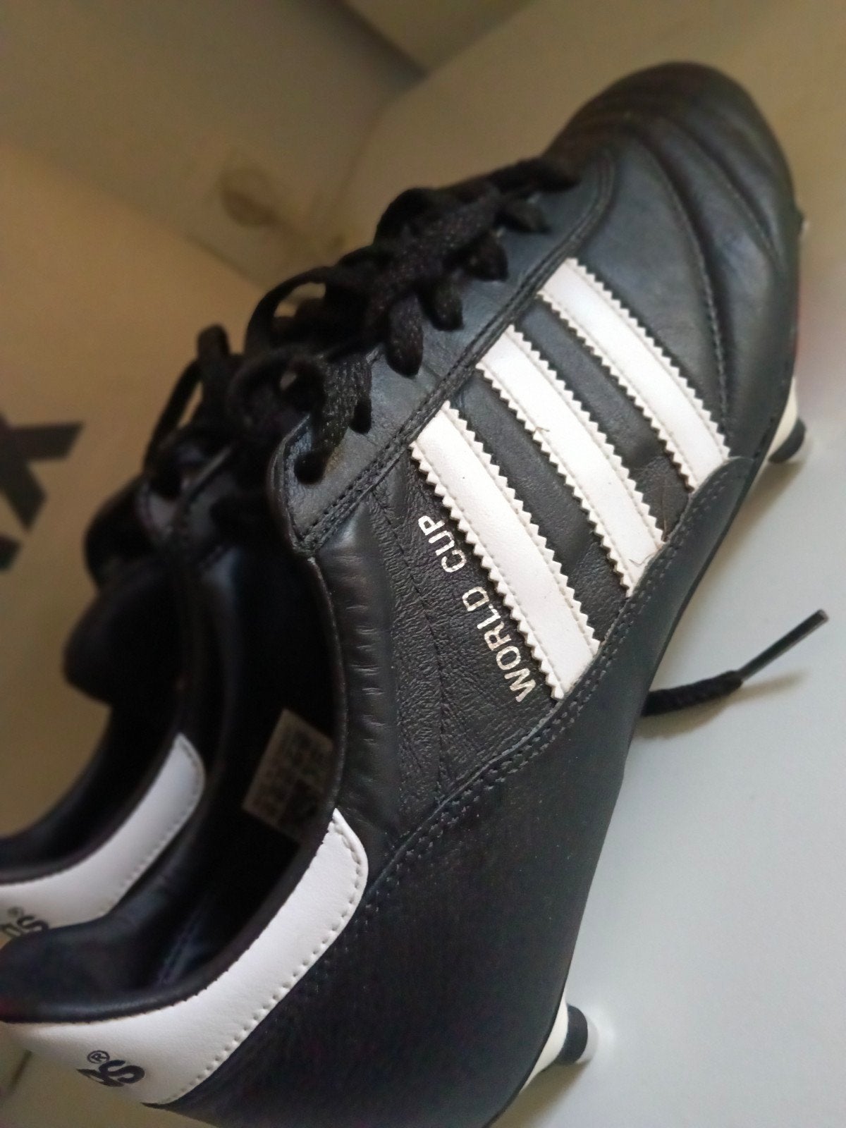 voetbalschoenen met ijzeren studs, Enlèvement ou Envoi, Neuf, Chaussures