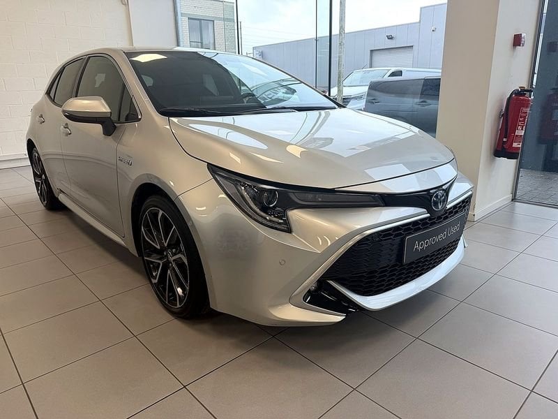 Toyota Corolla Hybrid Premium Plus e-CVT, Auto's, 122 pk, Gebruikt, 4 cilinders, 110 g/km