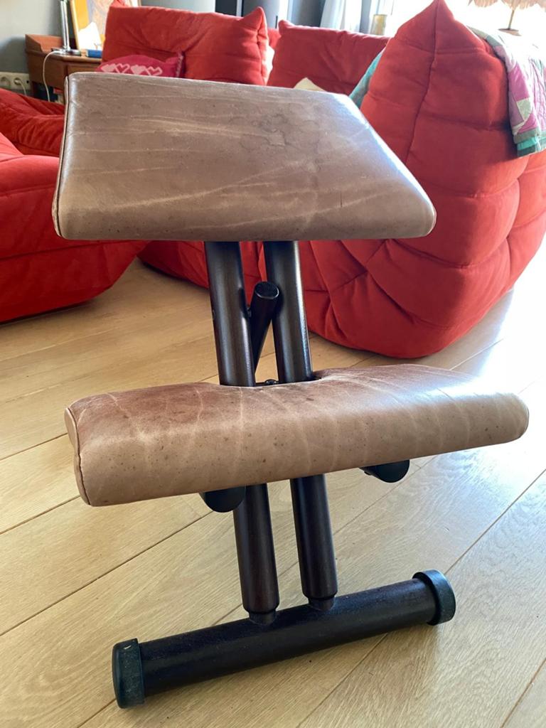 Stokke Multi Balans Ergonomische bureaustoel leer, Huis en Inrichting, Ophalen, Bruin, Bureaustoel