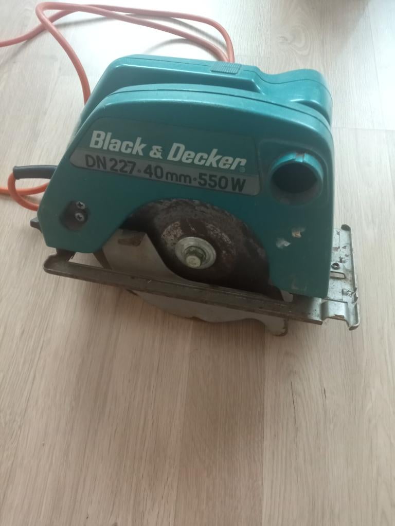 Scie circulaire Black & Decker, Bricolage & Construction, Outillage | Scies mécaniques, Moins de 600 watts, Enlèvement ou Envoi