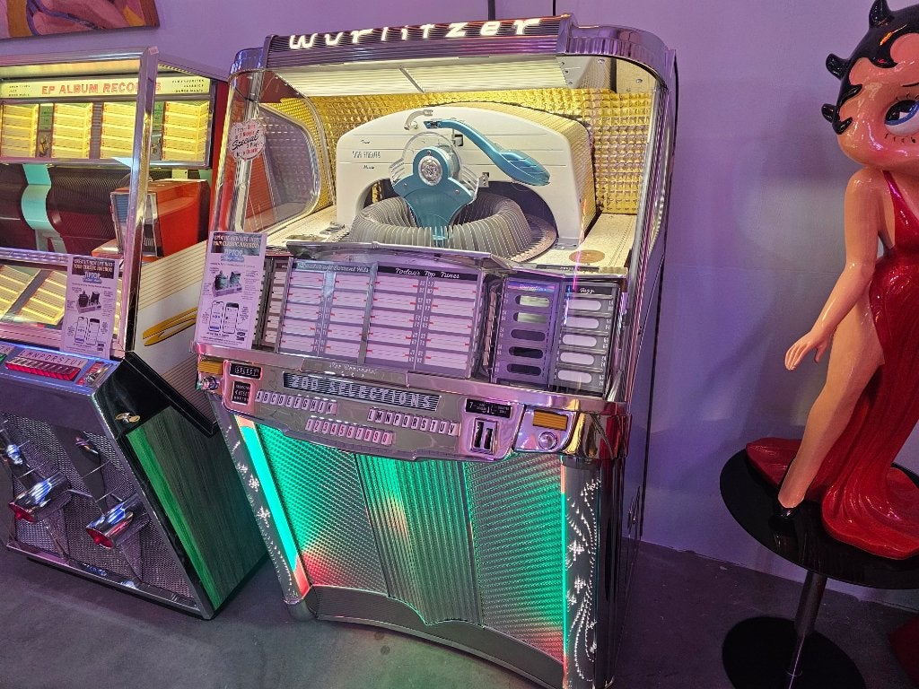 Wurlitzer 2000, Verzamelen, Met singles, 1950 tot 1960, Verzenden, Zo goed als nieuw