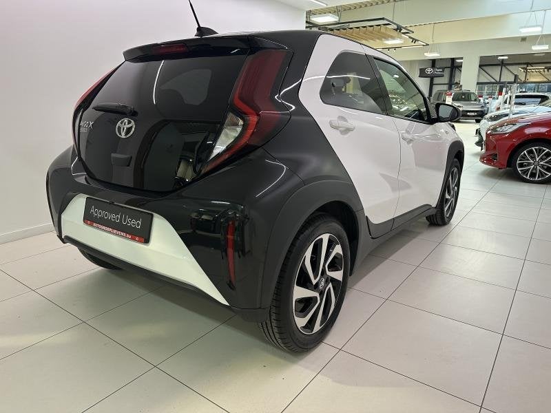Toyota Aygo 1.0 MT PULSE, Euro 6, 109 g/km, 72 pk, Wit