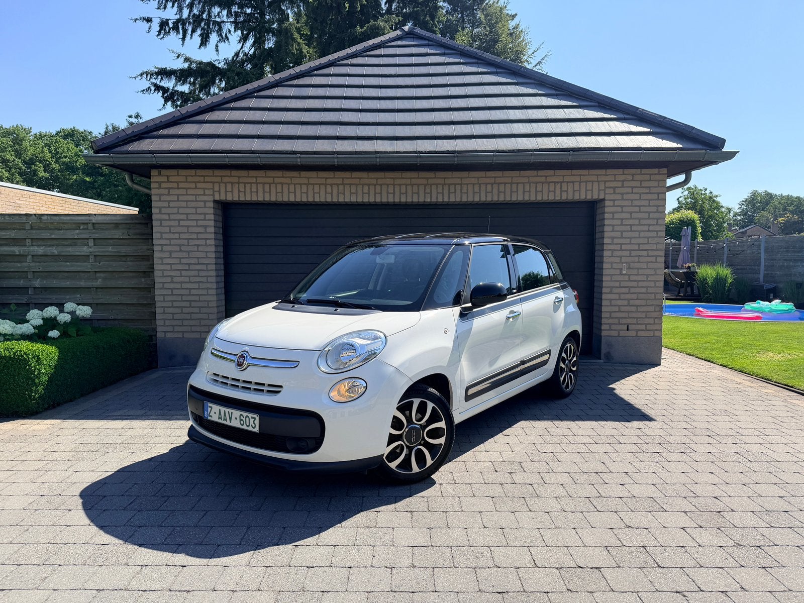 FIAT 500L 1.4 2016 119.000KM AIRCO NAVI BLUETOOTH PROPER, Auto's, Voorwielaandrijving, Zwart, 4 cilinders, Wit