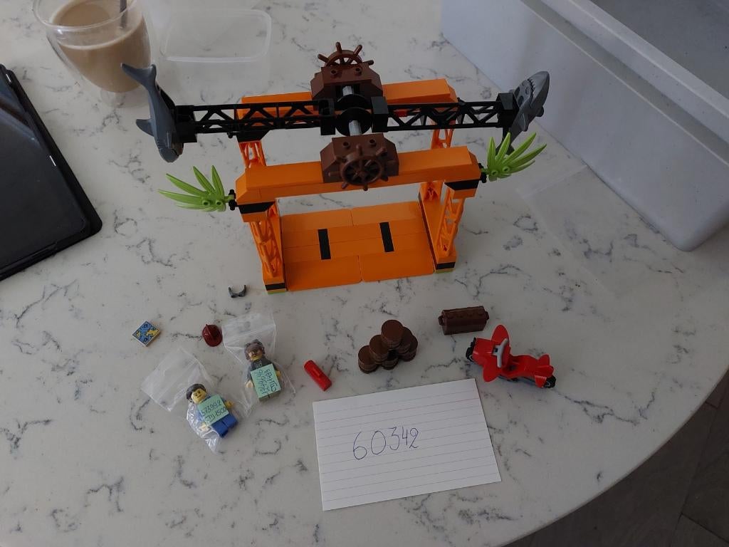 lego 60342 De haaiaanval stuntuitdaging 20€, Ophalen, Zo goed als nieuw, Complete set, Lego