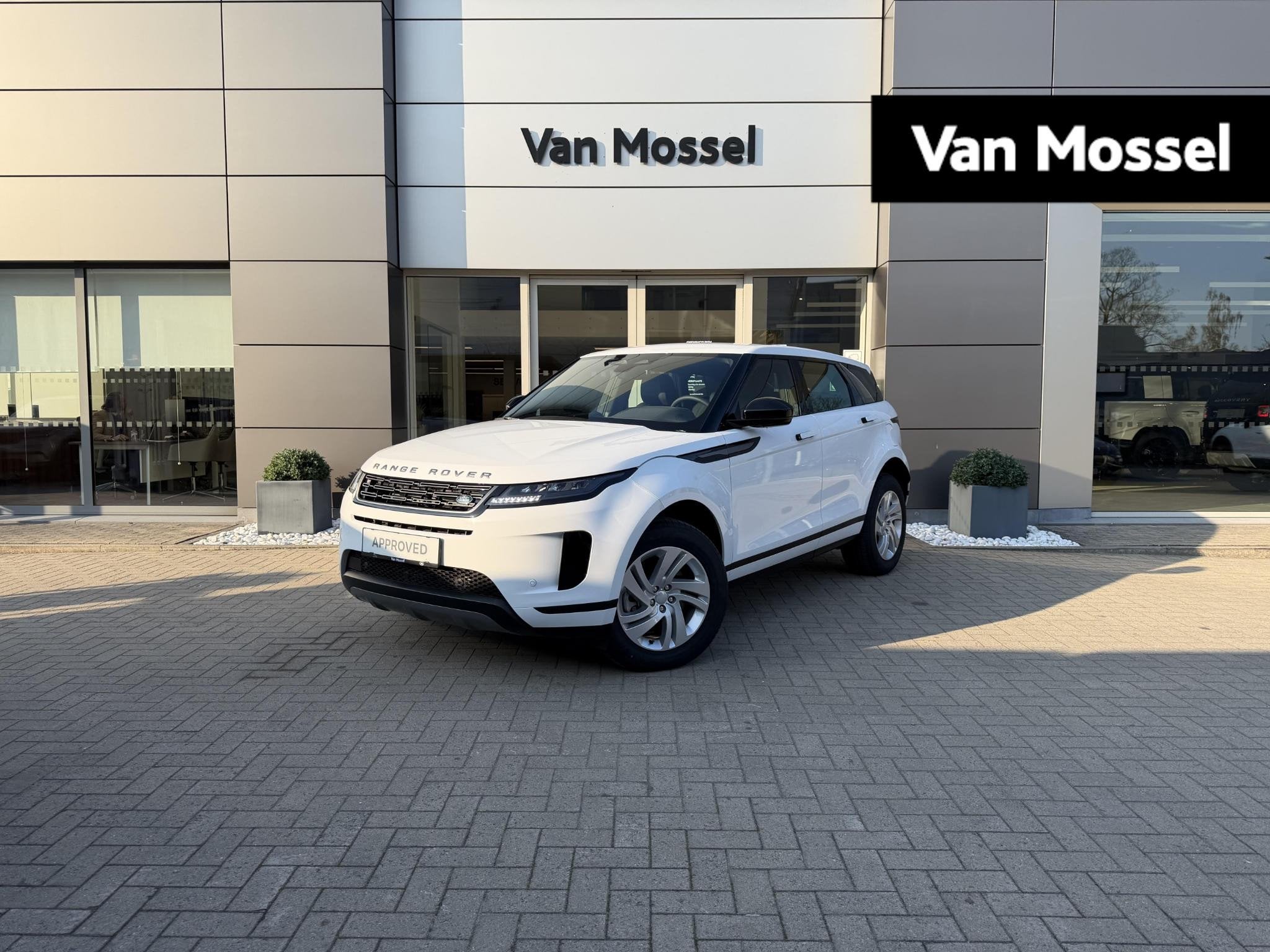 Land Rover Range Rover Evoque 1.5 P270e PHEV AWD S, Auto's, Automaat, Euro 6, Wit, Hybride Elektrisch/Benzine