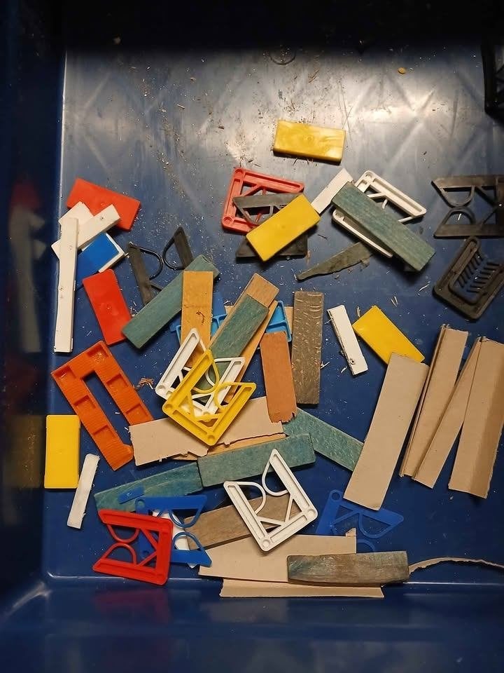 boite avec diverses cales, Bricolage & Construction, Enlèvement ou Envoi, Neuf