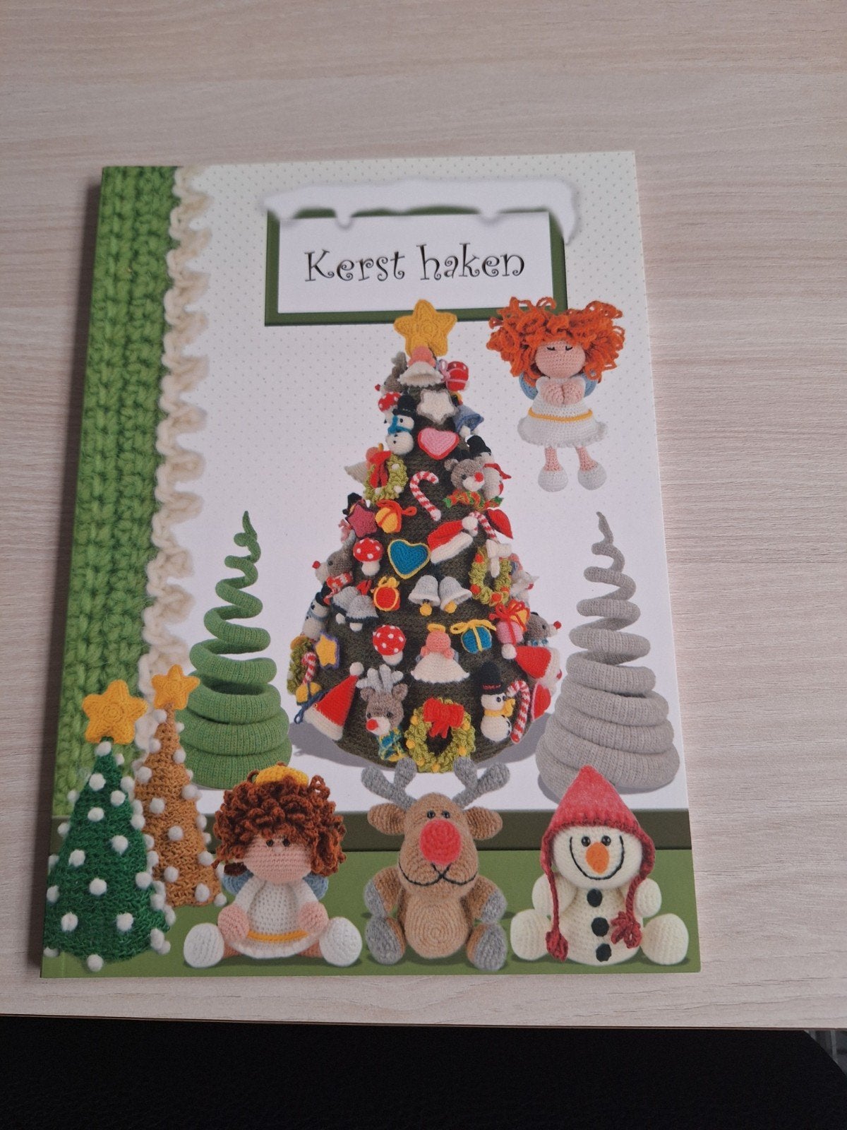 *kerst haken-perfecte staat, Boeken, Ophalen, Zo goed als nieuw, Breien en Haken