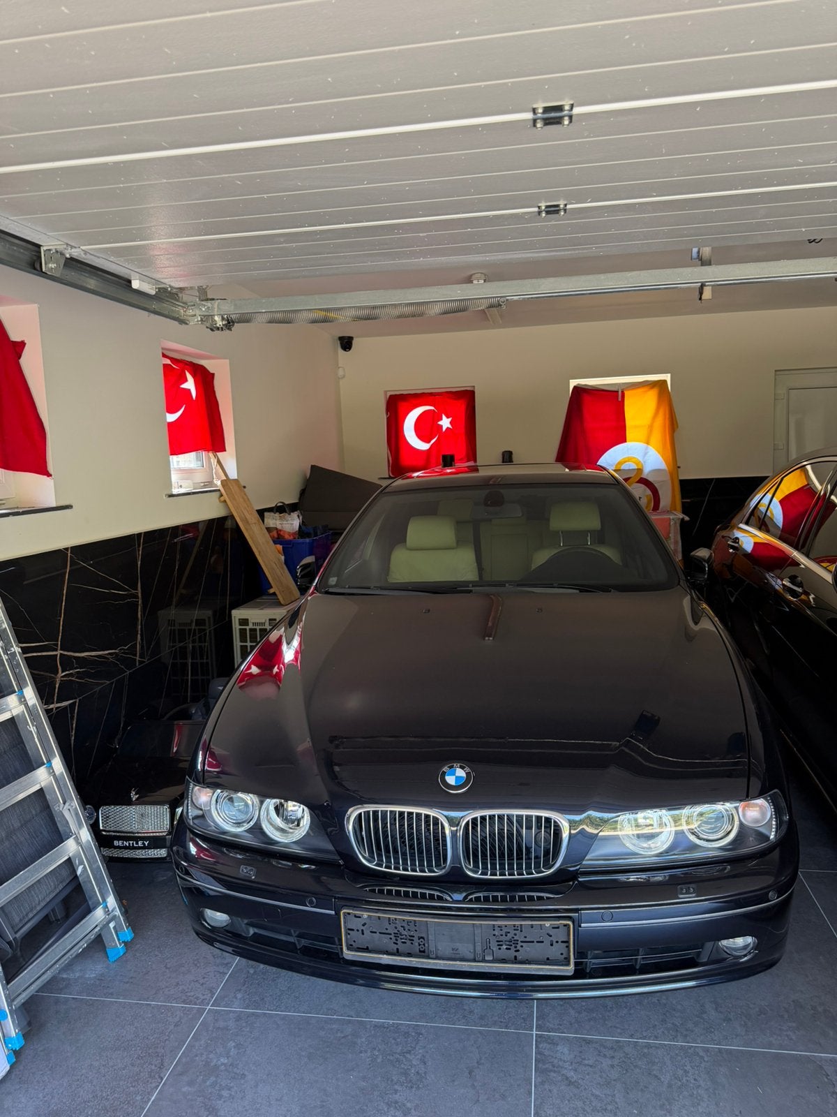 Bmw 540ia individual, Gent