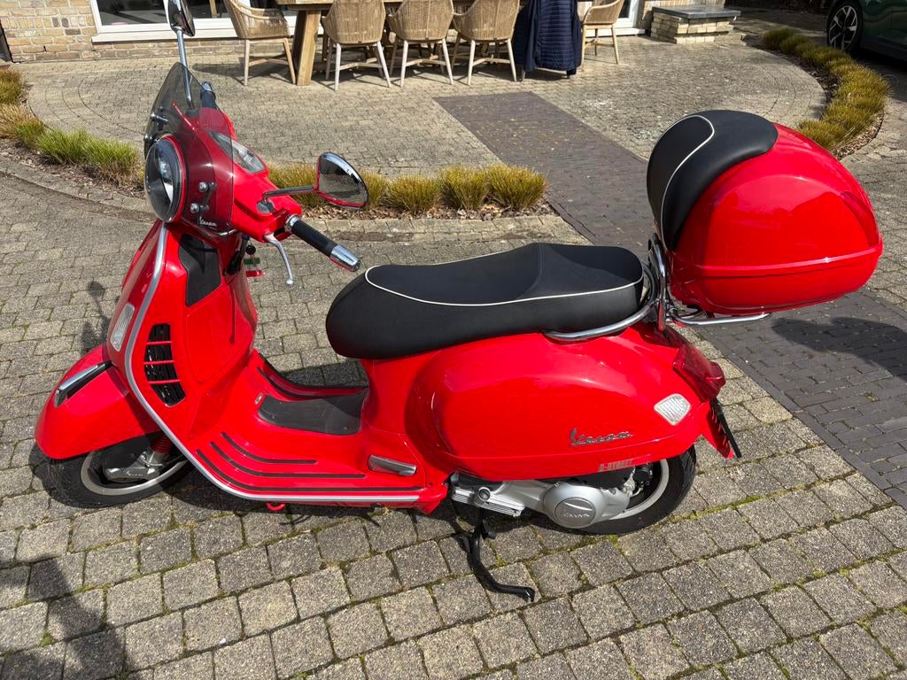 Vespa te koop, Fietsen en Brommers, Scooters | Vespa, Ophalen, Zo goed als nieuw