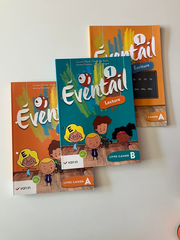 Lot Éventail cahier d’exercices 1A et 1B + cahier écriture, Boeken, Ophalen of Verzenden, Zo goed als nieuw