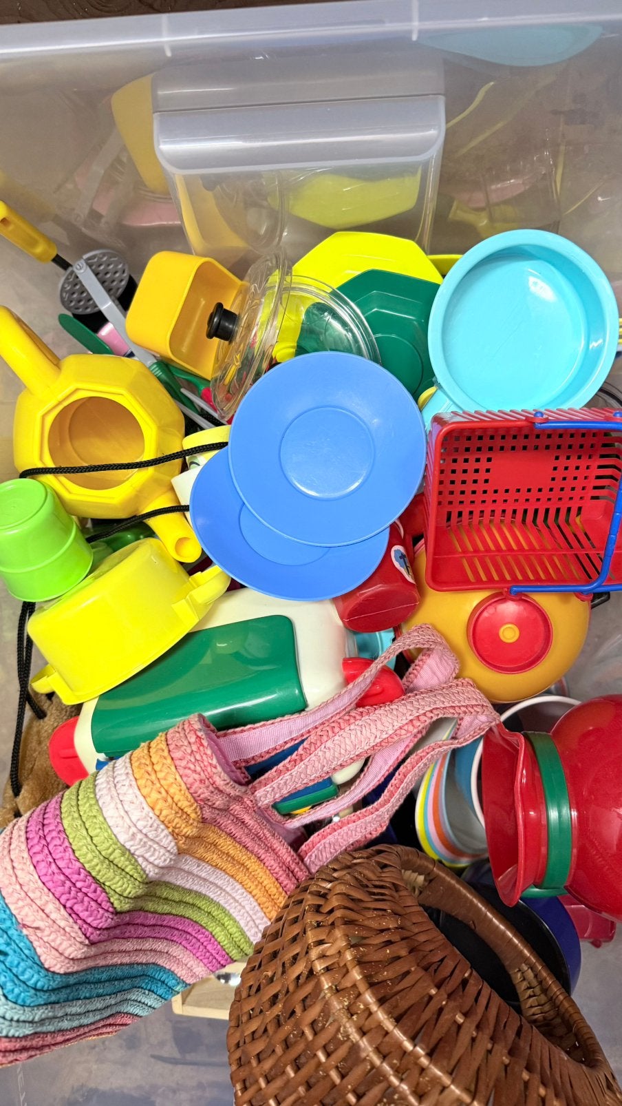 Bak speelgoed voor uren kook-, winkel- en picknickplezier!, Enlèvement, Comme neuf