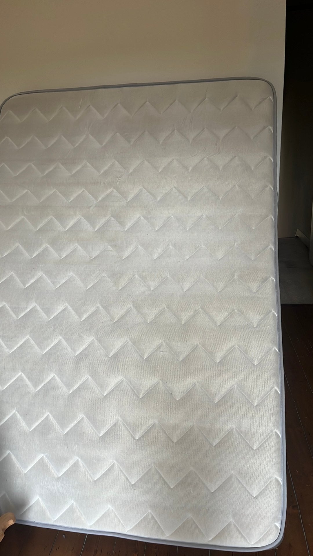 Mattress, Enlèvement, Comme neuf