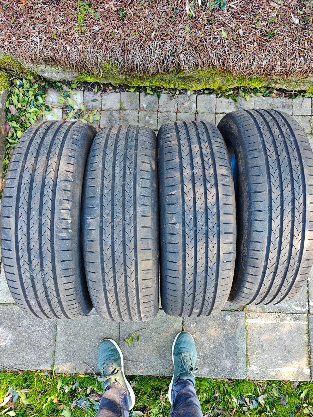4 Pneus 215 60 R18 H, Pneu(s)