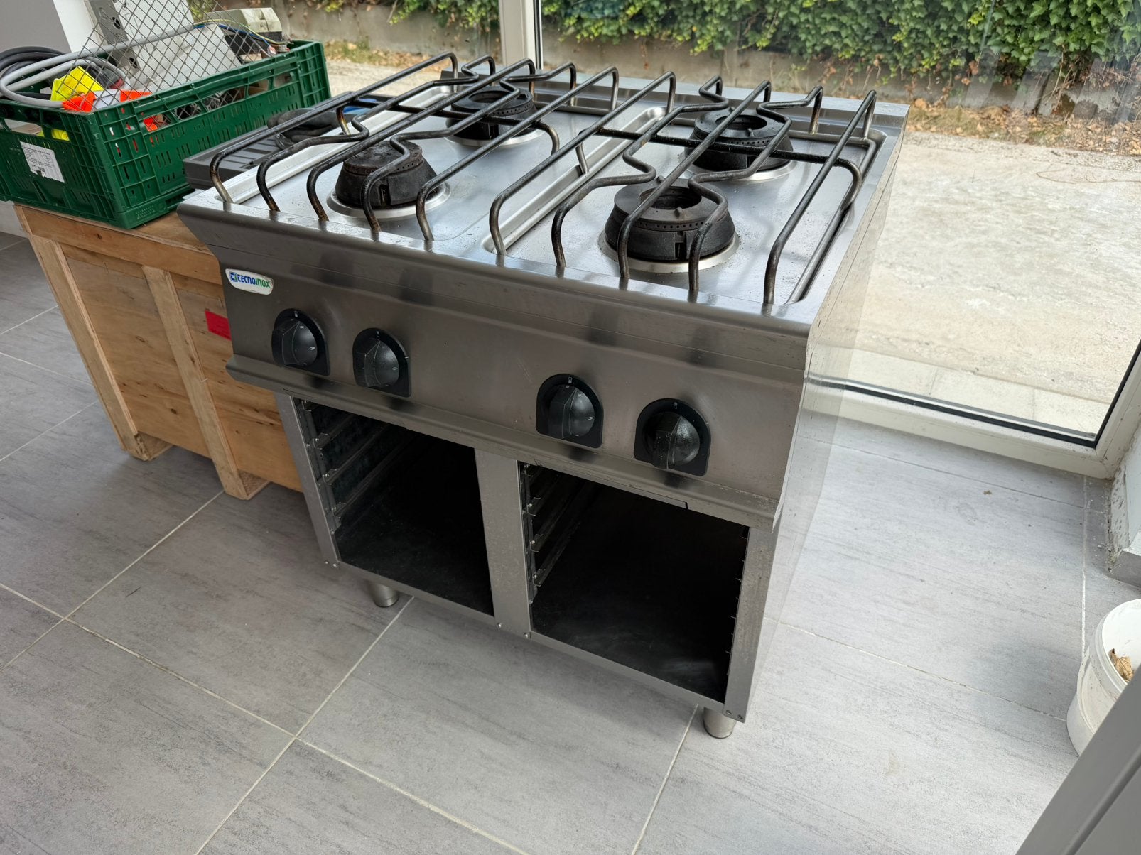 Cuisinière à gaz 4 brûleurs de la restauration, Articles professionnels, Enlèvement