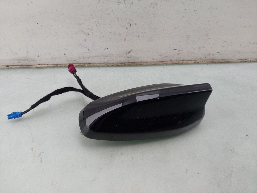 ANTENNE Ford Puma (01-2019/-) (|PCPT19K351PC5KBX|2812427|), Gebruikt, Henry-Ford-Straße  1
50735  Köln, DE, Ford-Werke GmbH, Kunden@ford.com